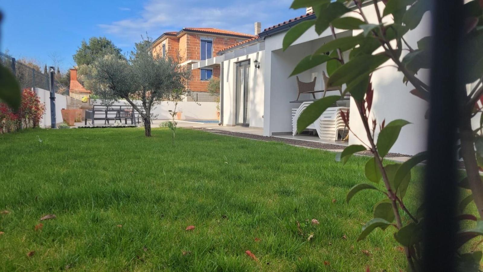 Villa Nostra